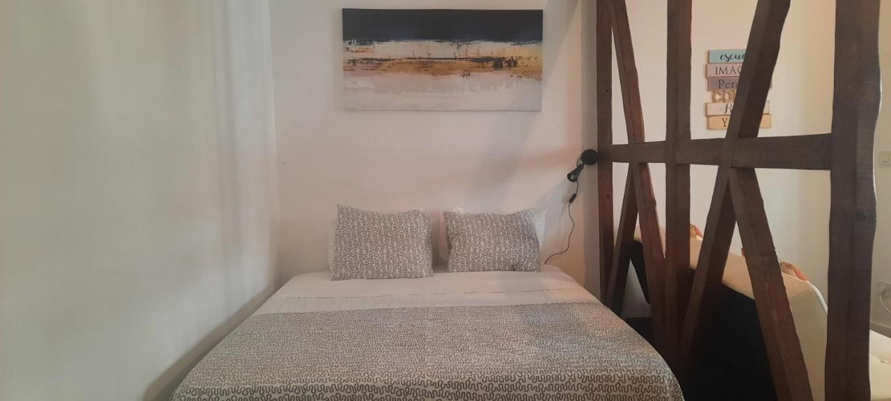 Apartamento Lud - Santos Lägenhet Lisboa Rum bild