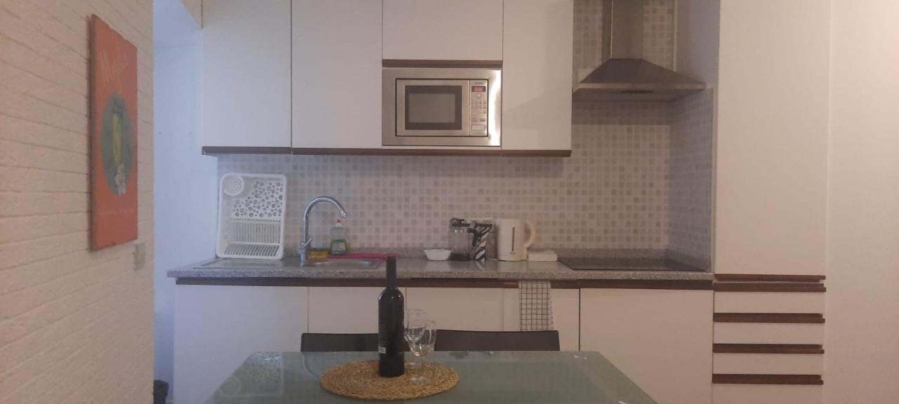 Apartamento Lud - Santos Lägenhet Lisboa Rum bild